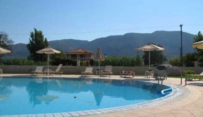 Eleni'S Garden & Castello Suites アリカナス エクステリア 写真